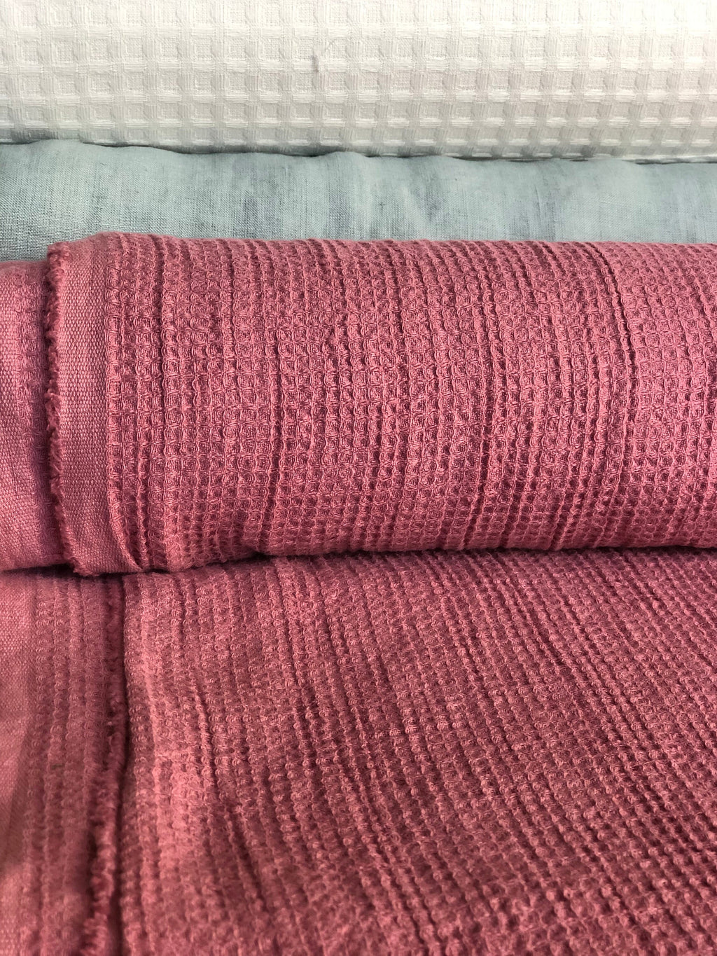 Waffle Linen Cotton Fabric By The Metre: Thulian BGO138, 140cm