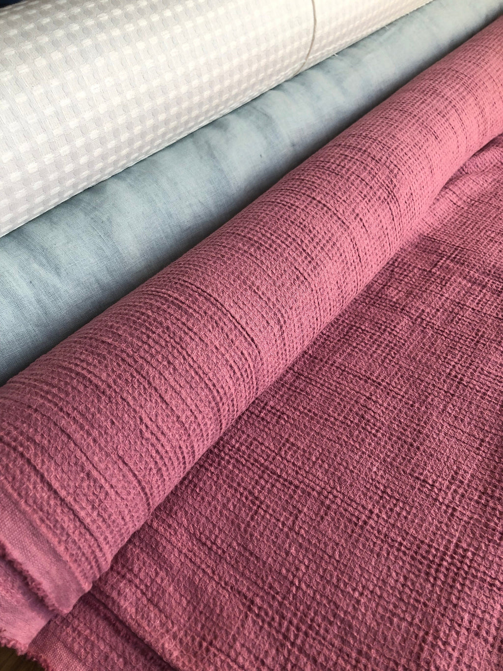 Waffle Linen Cotton Fabric By The Metre: Thulian BGO138, 140cm