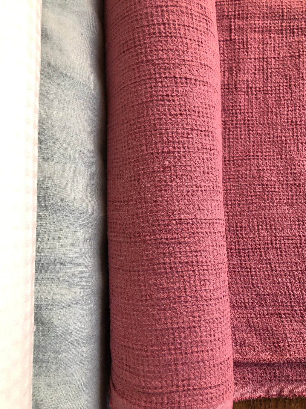 Waffle Linen Cotton Fabric By The Metre: Thulian BGO138, 140cm