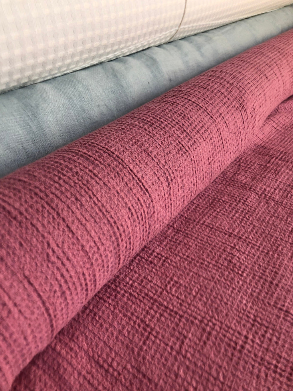 Waffle Linen Cotton Fabric By The Metre: Thulian BGO138, 140cm