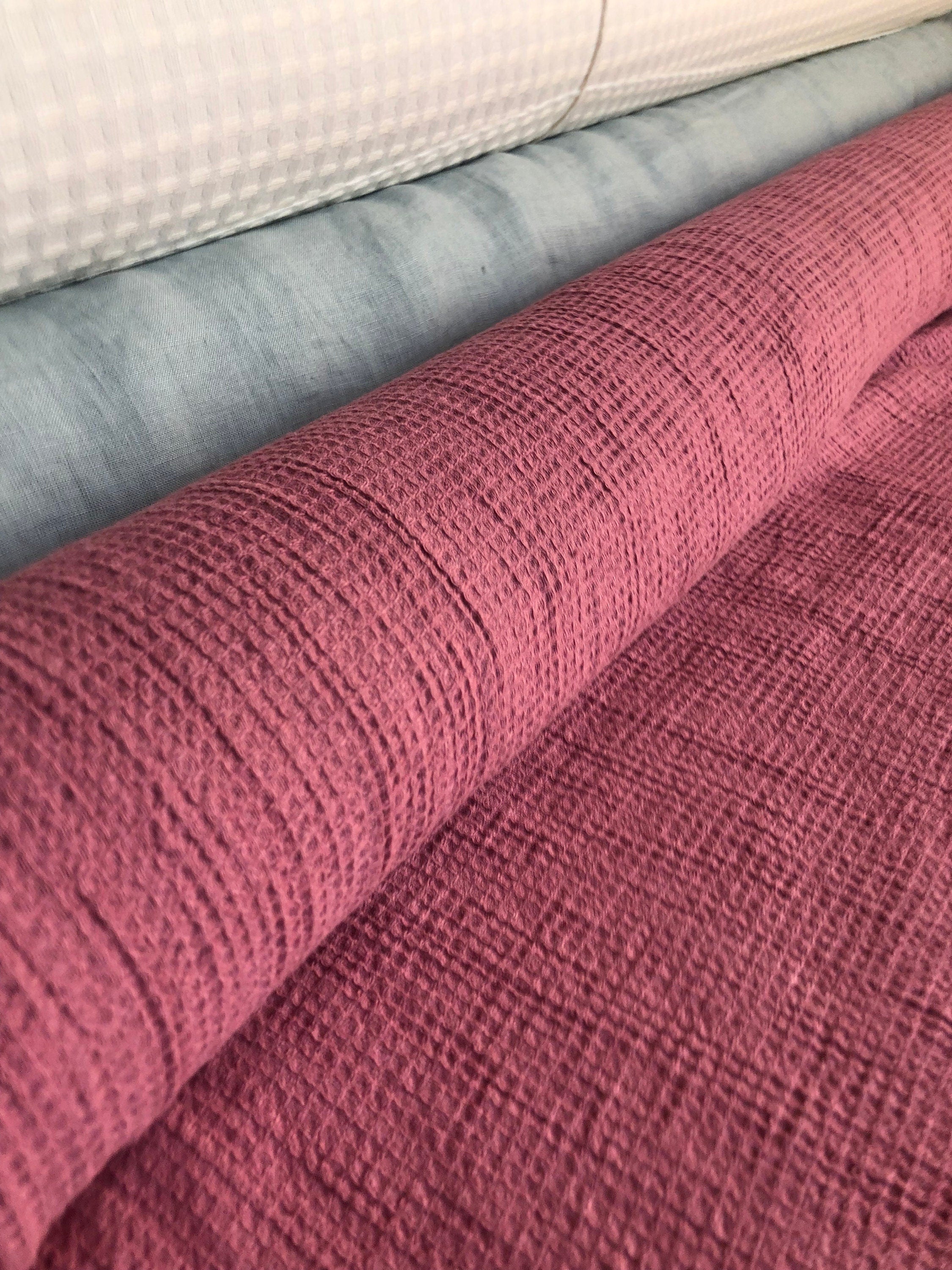 Waffle Linen Cotton Fabric By The Metre: Thulian BGO138, 140cm