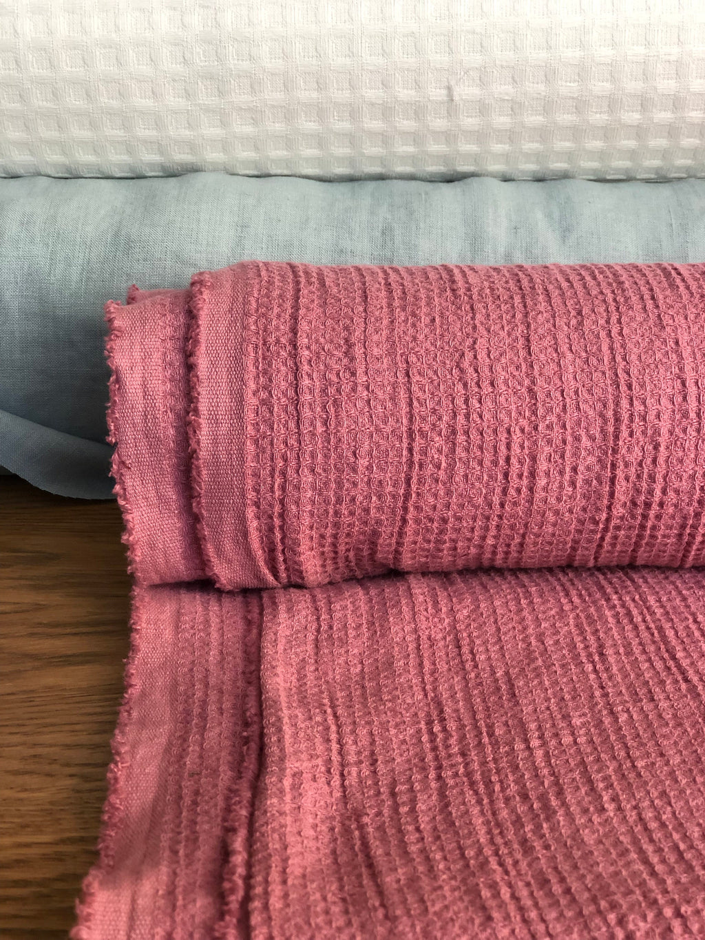 Waffle Linen Cotton Fabric By The Metre: Thulian BGO138, 140cm