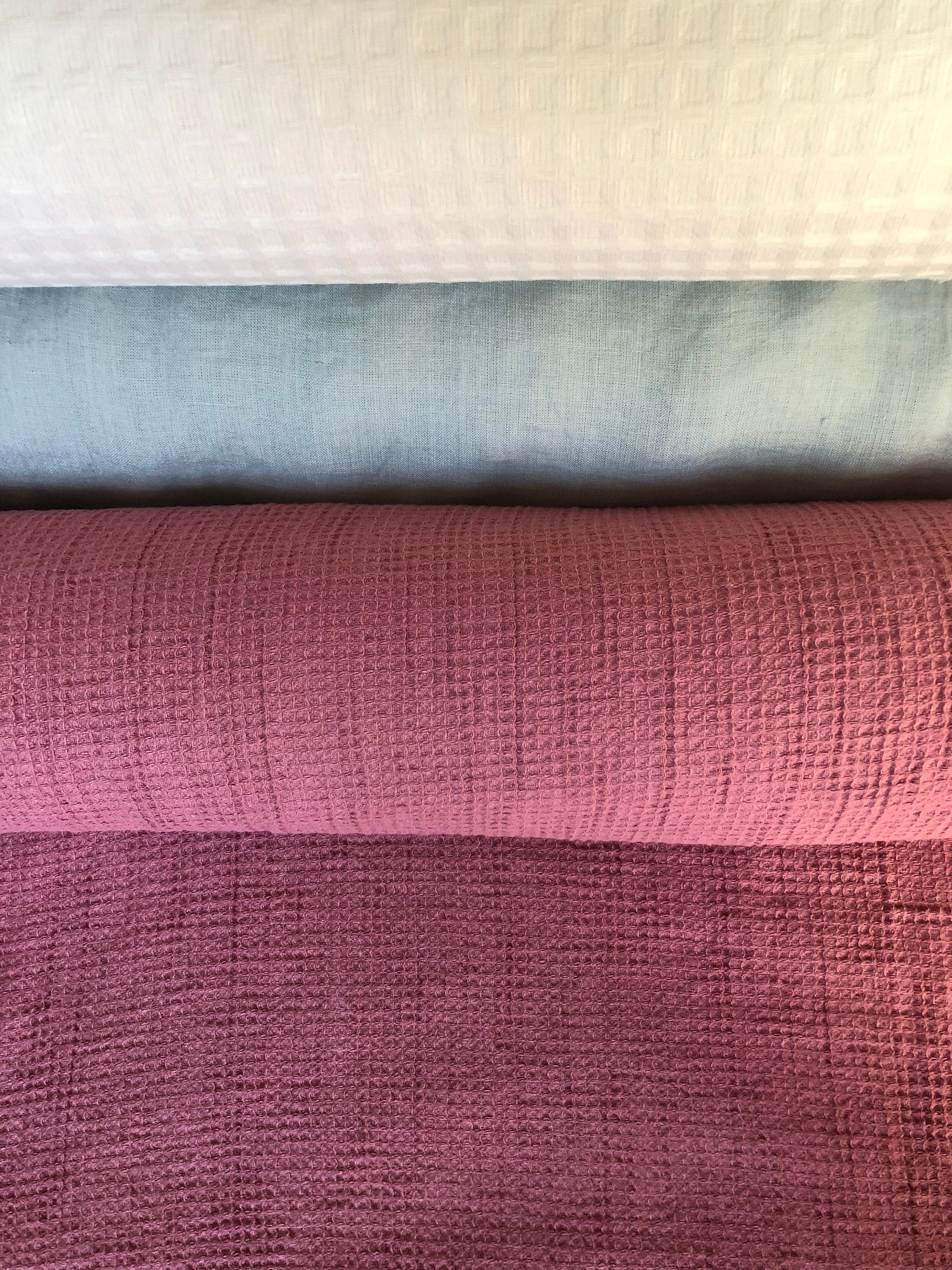 Waffle Linen Cotton Fabric By The Metre: Thulian BGO138, 140cm