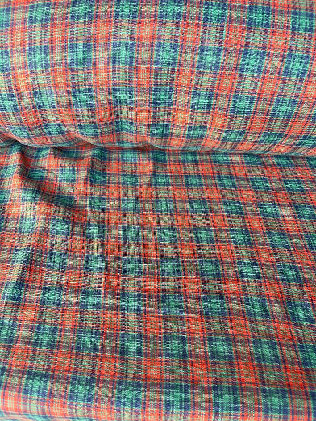 Soft Gingham Linen Fabric: Woven Checked Textile, BGO8