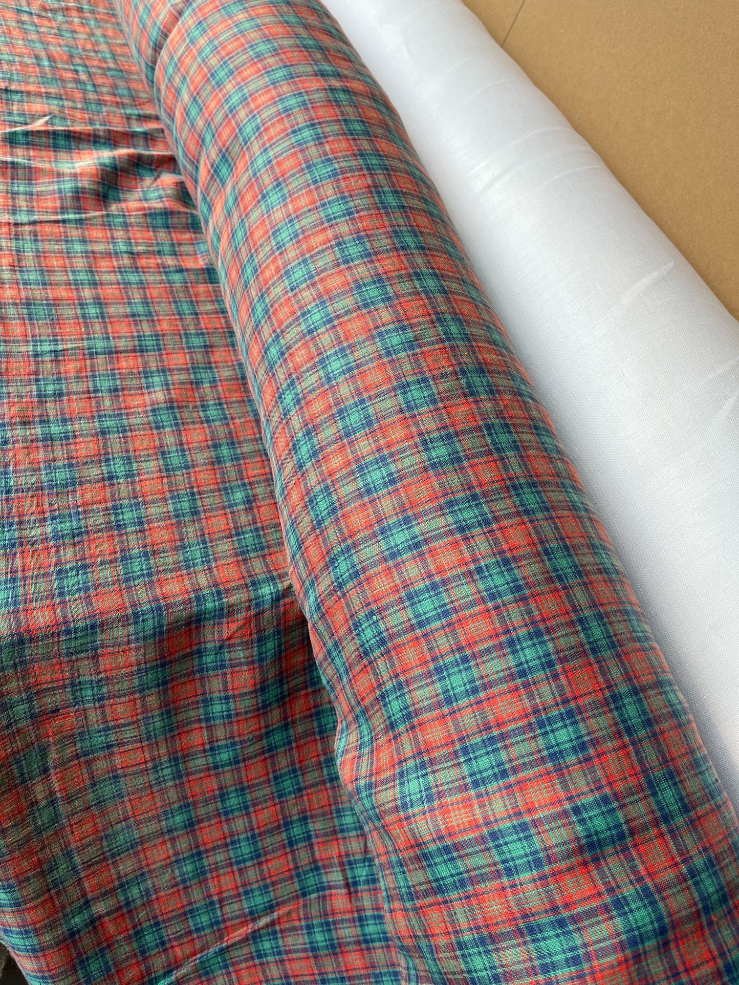 Soft Gingham Linen Fabric: Woven Checked Textile, BGO8