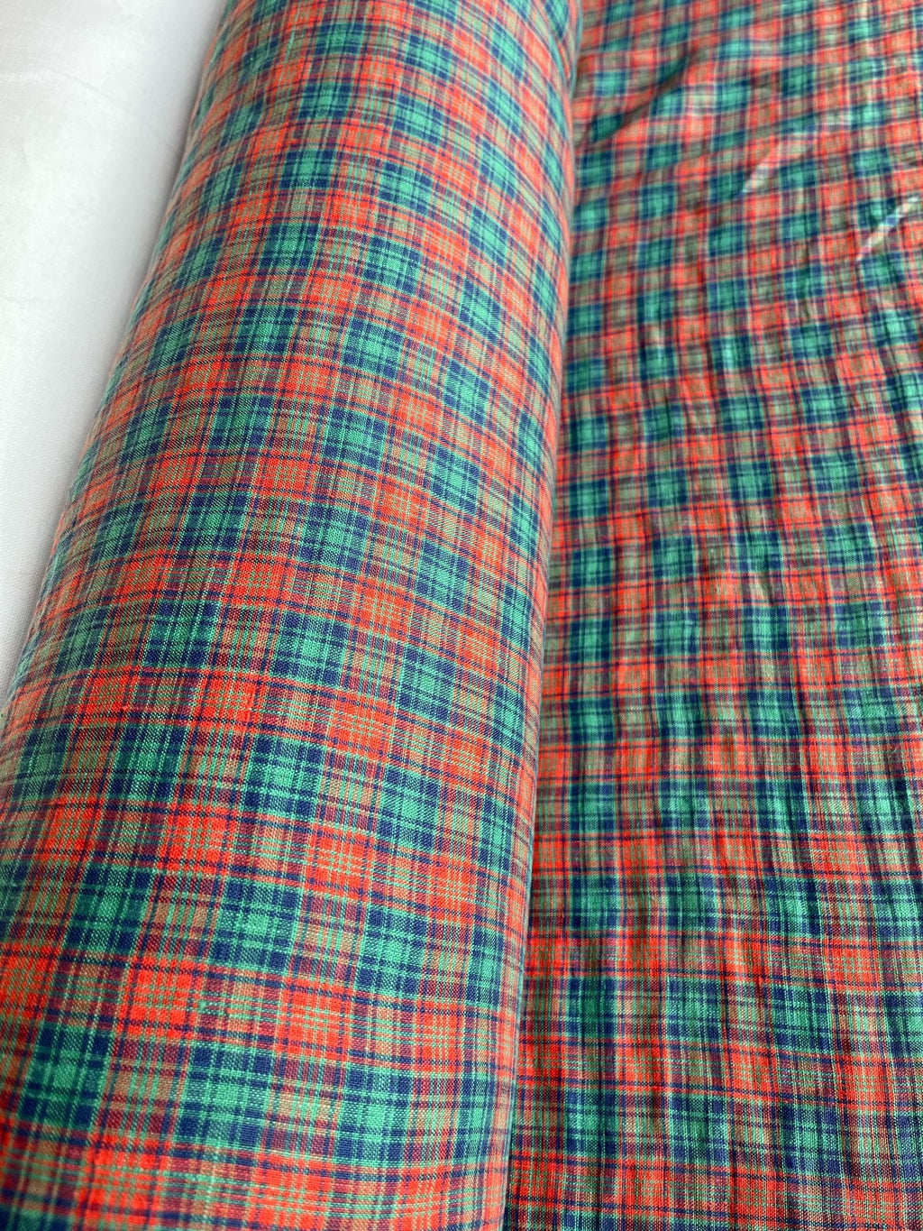 Soft Gingham Linen Fabric: Woven Checked Textile, BGO8