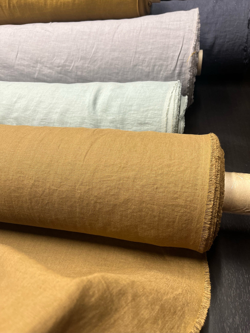 Natural Hemp Fabric: Medium Weight Linen for Sewing, Bedding (145cm Width)