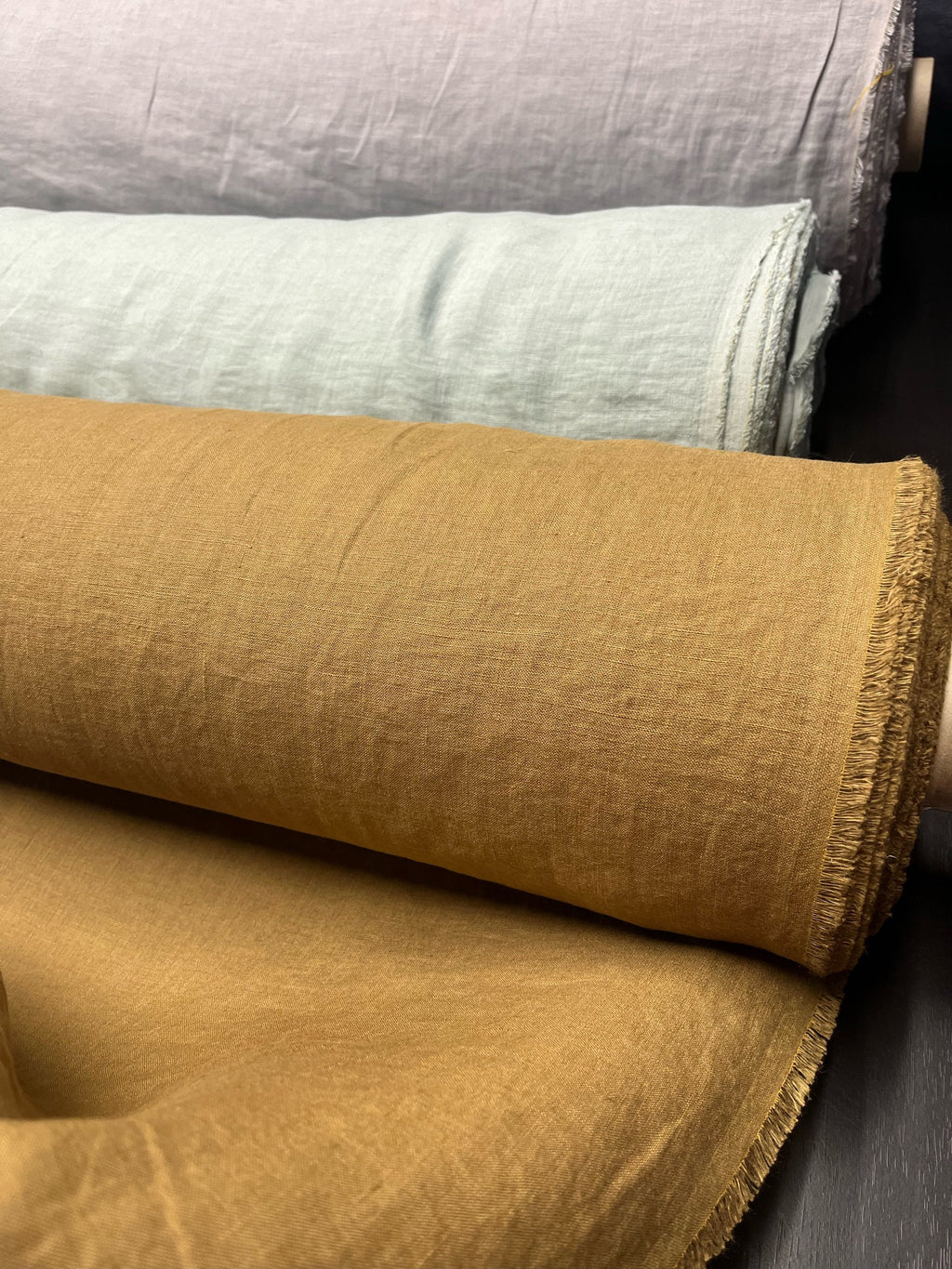 Natural Hemp Fabric: Medium Weight Linen for Sewing, Bedding (145cm Width)
